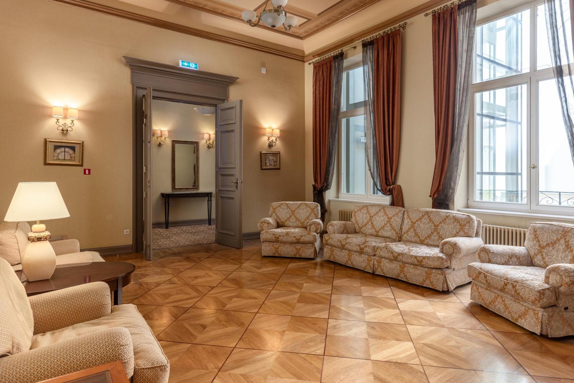 The Benjamin House Viesnīca 4*